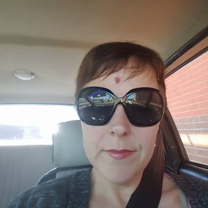 Meet your Posher, Selena